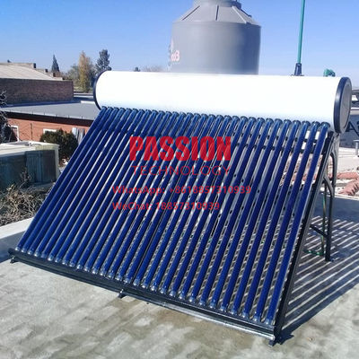 Calentador de agua solar termal inteligente 300L con el tanque de acero galvanizado externo